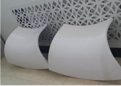 云南雙曲鋁單板