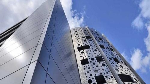 云南鋁單板幕墻安裝精準度要求